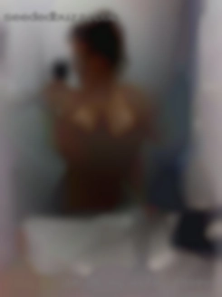 I'm my wife in Roseville 36, fun and very discreet.